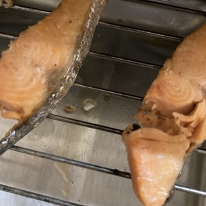 鮭の西京漬けと野菜の蒸し煮